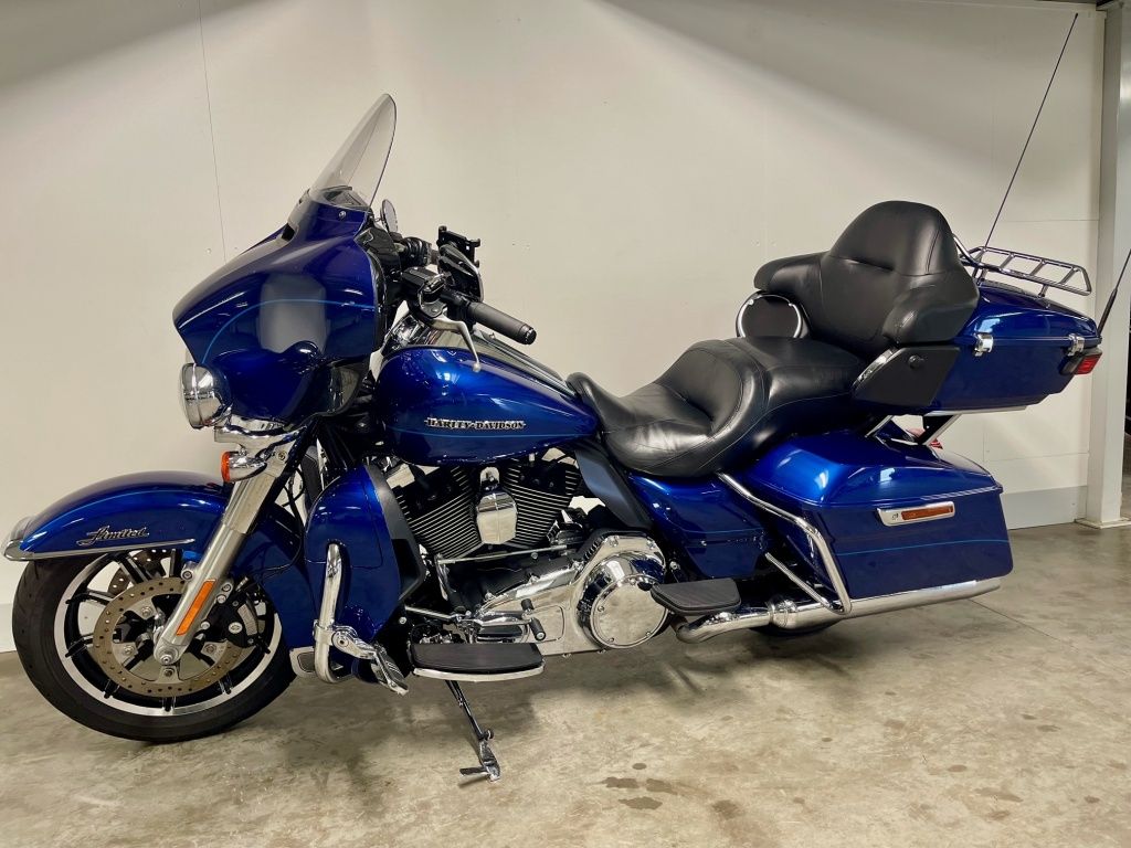 Tour TOURING FLHTK ULTRA LIMITED  Tour TOURING FLHTK ULTRA LIMITED