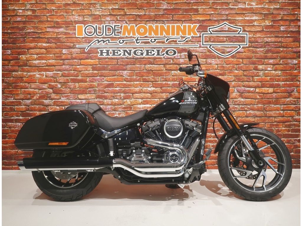  FLSB Softail Sport Glide 107