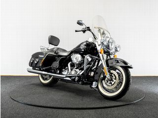  FLHRC Road King Classic Informatie