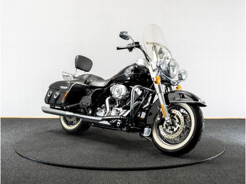  FLHRC Road King Classic Informatie