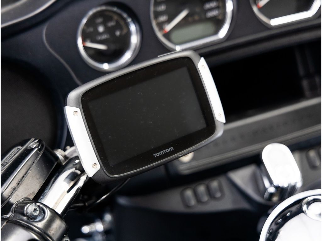 FLH Electra Glide Police  FLH Electra Glide Police