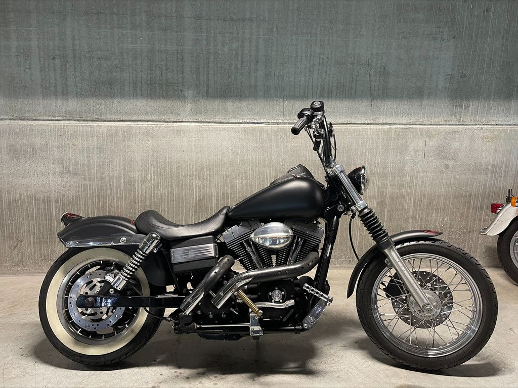  Cruiser DYNA STREET BOB FXDBI