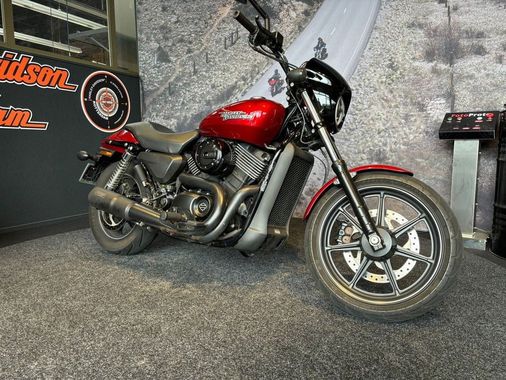  XG 750 Street