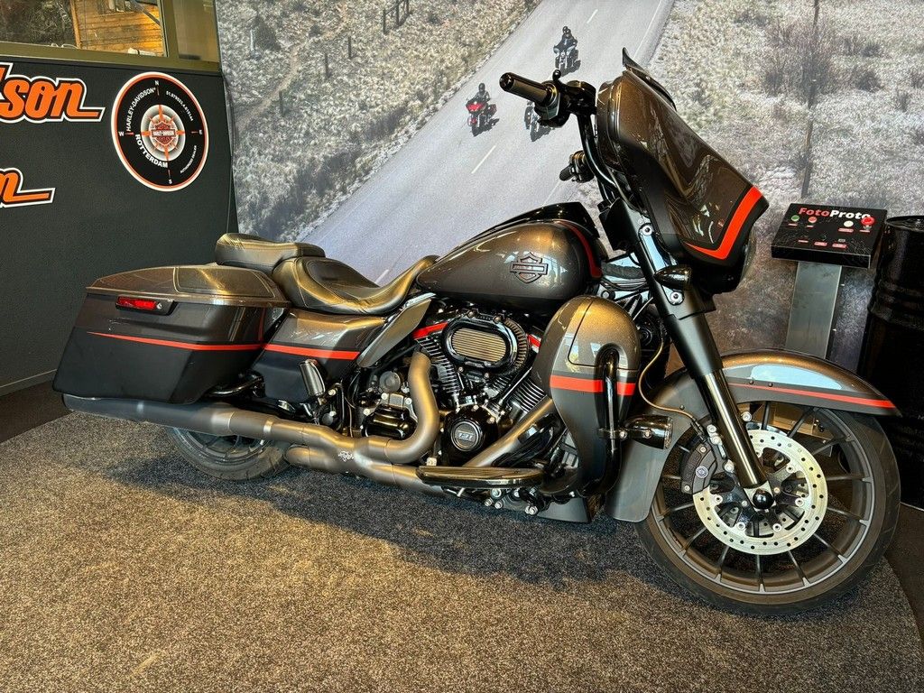  FLHXSE CVO STREET GLIDE