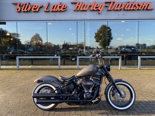  Softail Street Bob met 12 maanden waarborg