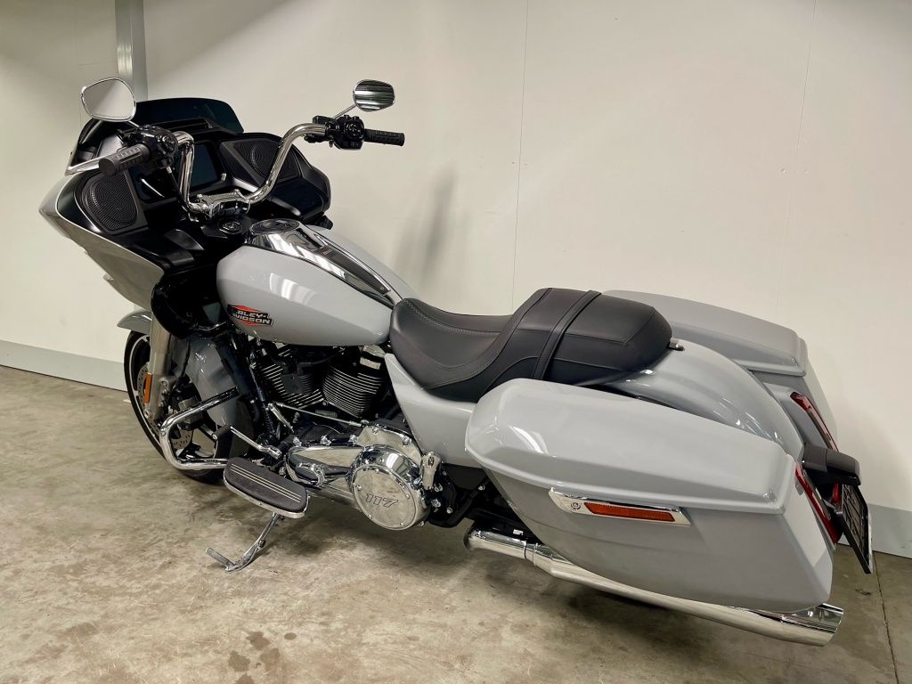 TOURING FLTRX ROAD GLIDE  TOURING FLTRX ROAD GLIDE