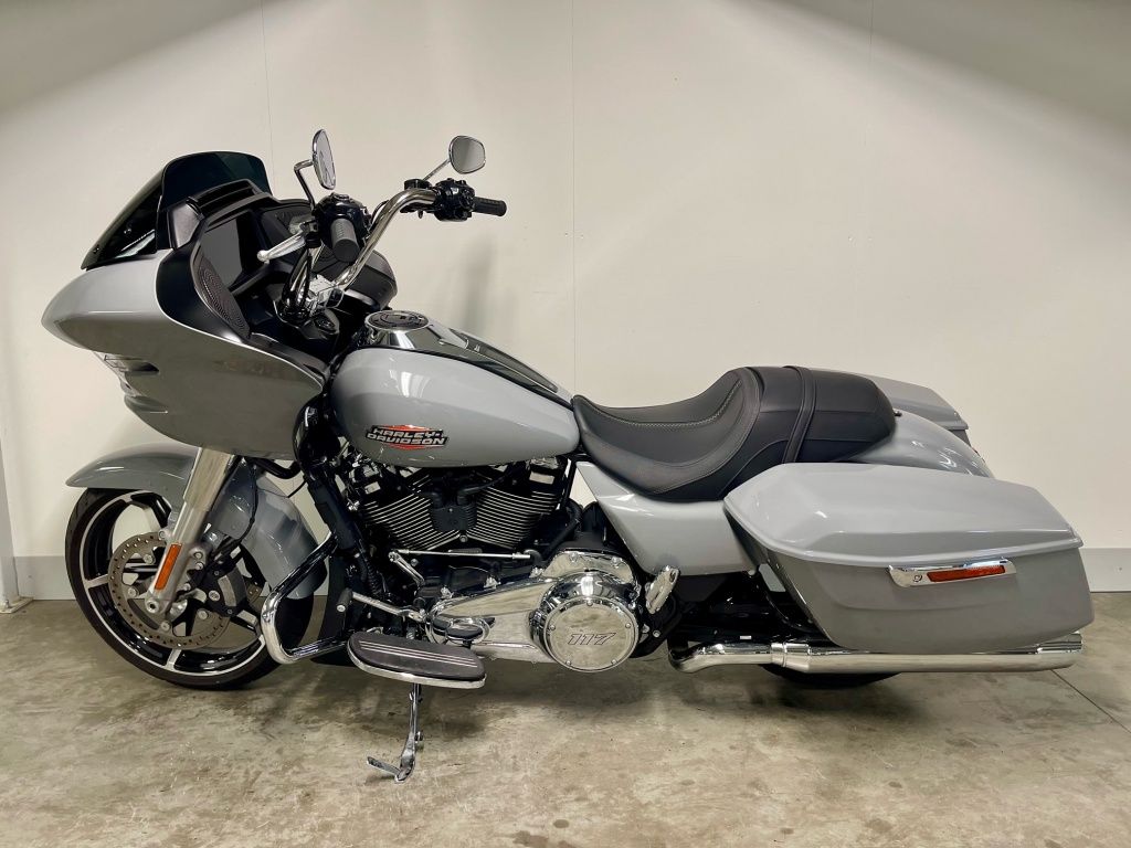 TOURING FLTRX ROAD GLIDE  TOURING FLTRX ROAD GLIDE