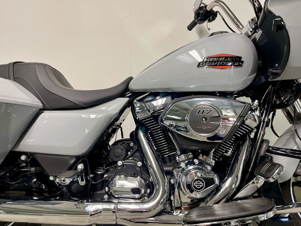 TOURING FLTRX ROAD GLIDE  TOURING FLTRX ROAD GLIDE