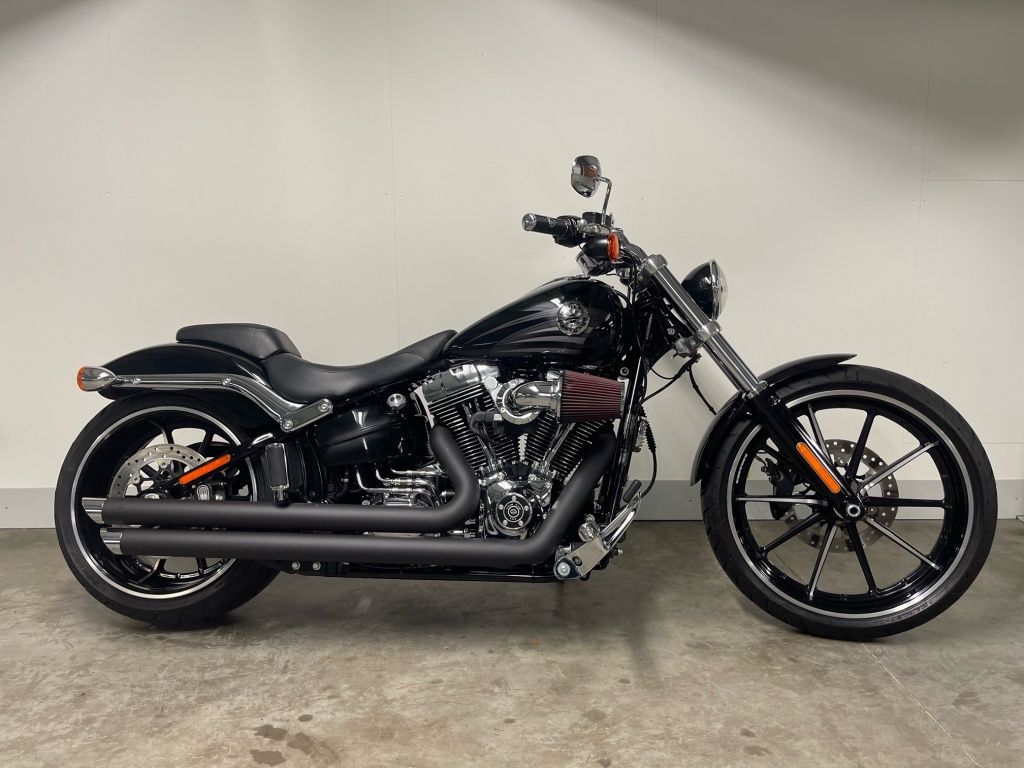  SOFTAIL FXSB BREAKOUT