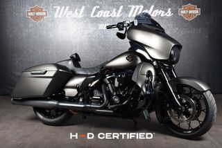  FLHXS Street Glide Special Black Trim BTW motor!