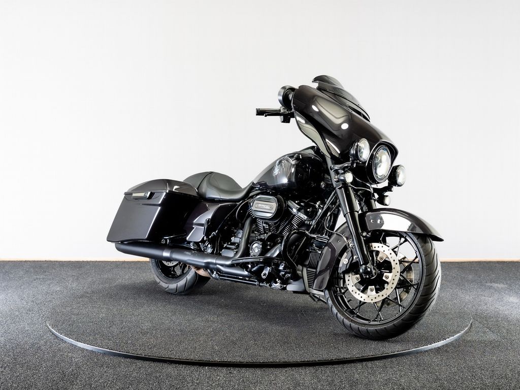  flhxs street glide special