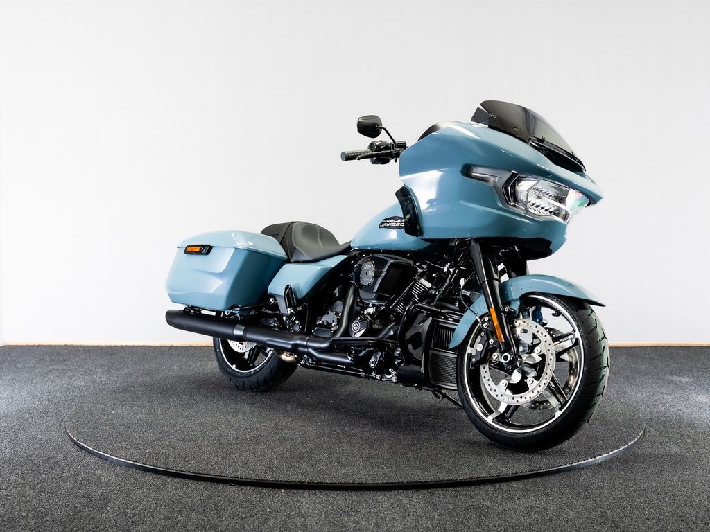  FLTRX Road Glide Solid Colour