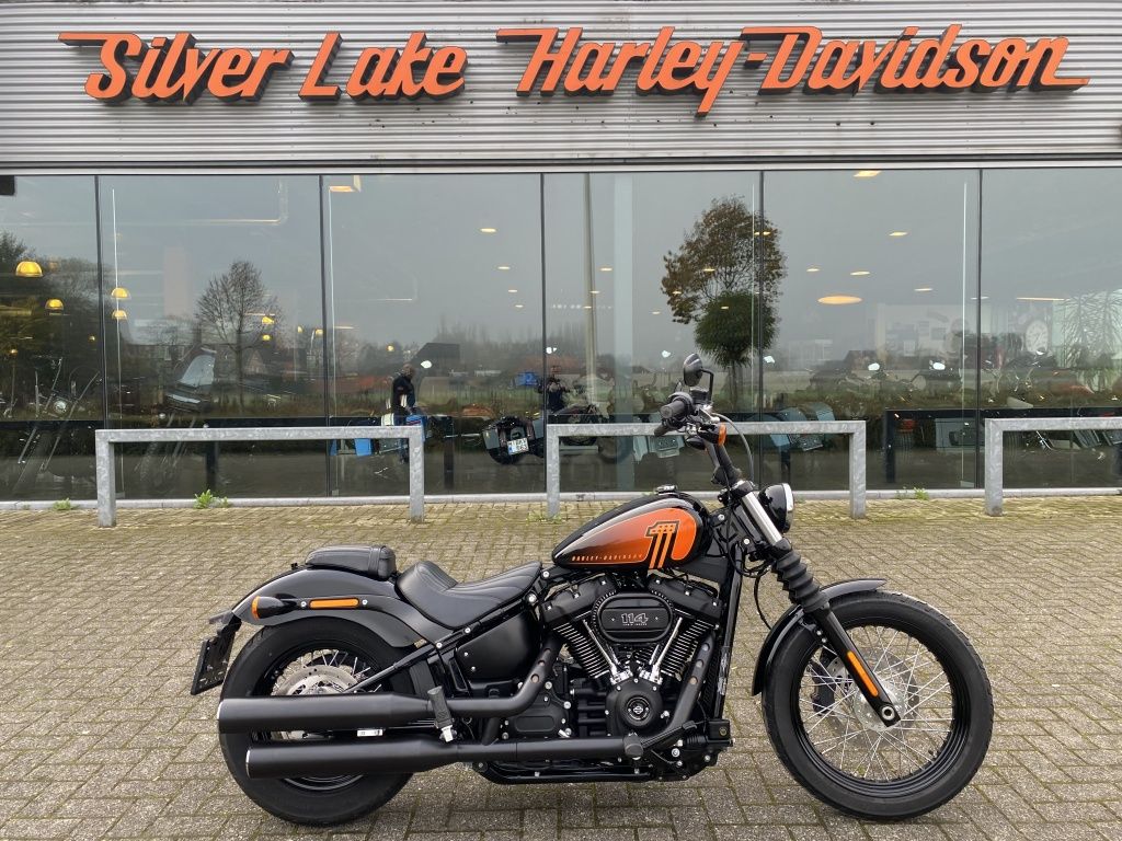  Softail Street Bob met 12 maanden waarborg