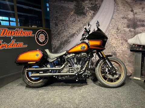  SOFTAIL FXLRST LOW RIDER ST Custom Colour