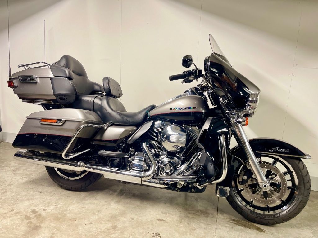 TOURING FLHTK ULTRA LIMITED  TOURING FLHTK ULTRA LIMITED