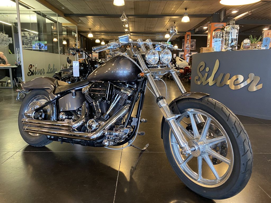  Cruiser Softail Custom met 12 maanden waarborg