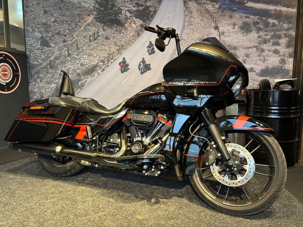  FLTRXSE CVO ROAD GLIDE