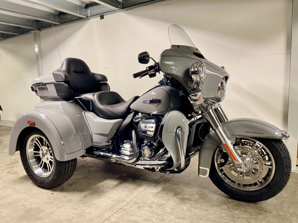 TRIKE FLHTCUTG TRI GLIDE ULTRA  TRIKE FLHTCUTG TRI GLIDE ULTRA