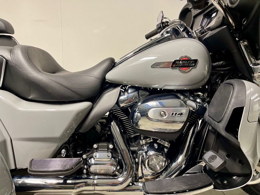 TRIKE FLHTCUTG TRI GLIDE ULTRA  TRIKE FLHTCUTG TRI GLIDE ULTRA