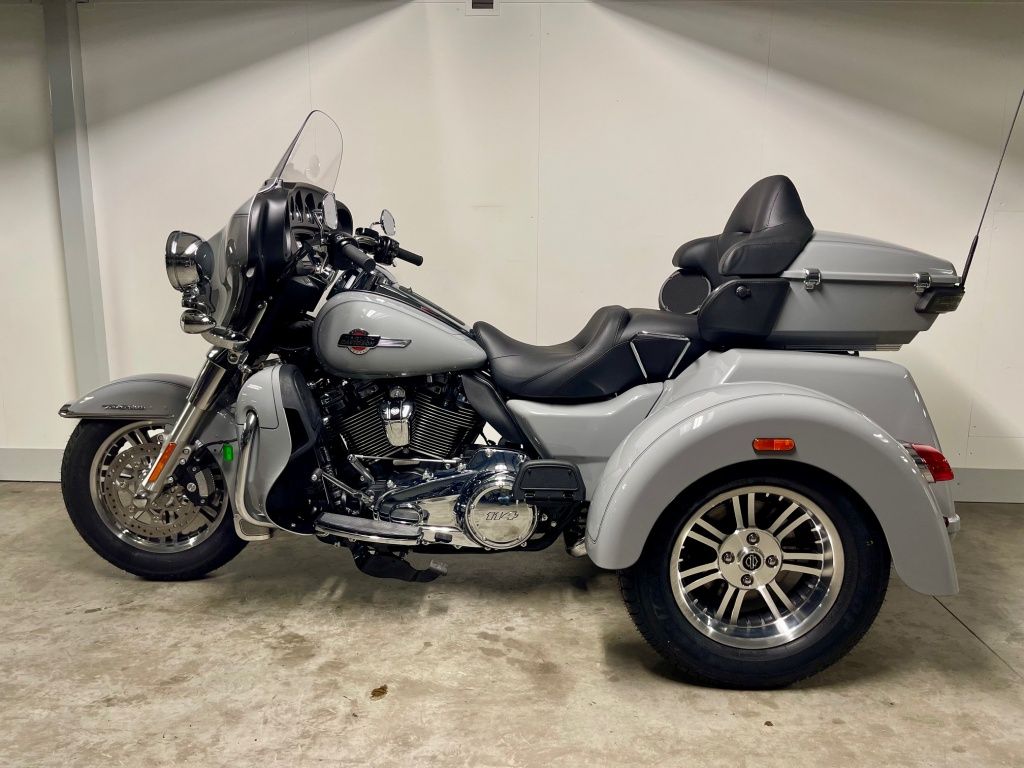 TRIKE FLHTCUTG TRI GLIDE ULTRA  TRIKE FLHTCUTG TRI GLIDE ULTRA