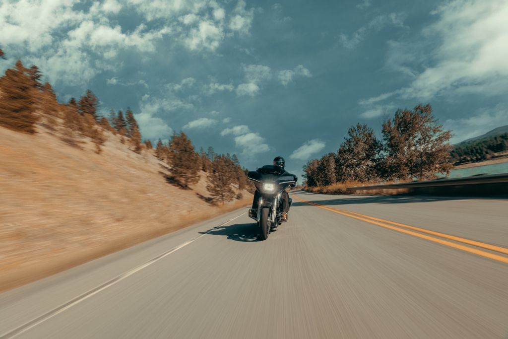Street Glide  Special Blacked Out 117'' Mystic Shift  Street Glide  Special Blacked Out 117'' Mystic Shift