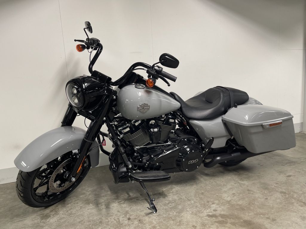 TOURING FLHRXS ROAD KING SPECIAL  TOURING FLHRXS ROAD KING SPECIAL