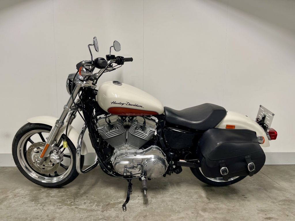 SPORTSTER XL883L SUPER LOW  SPORTSTER XL883L SUPER LOW