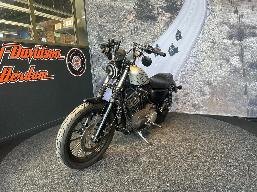 XL 883N IRON  XL 883N IRON