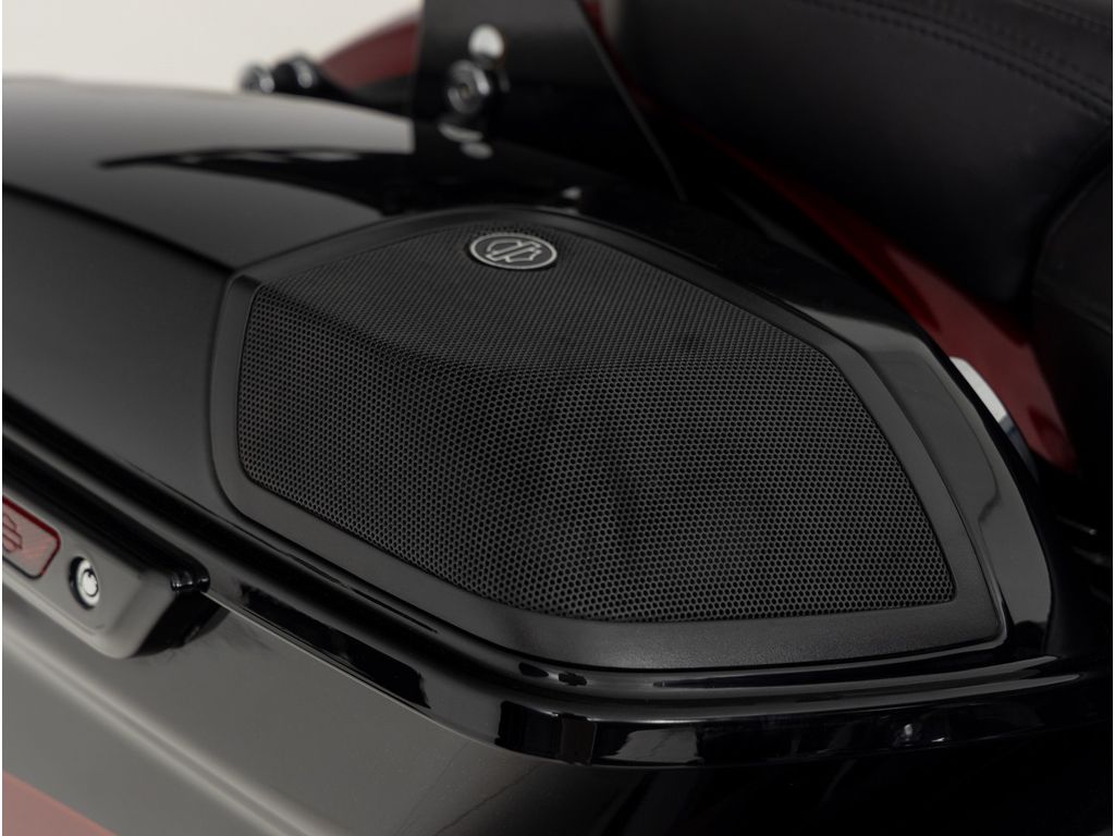 CVO Street Glide  CVO Street Glide