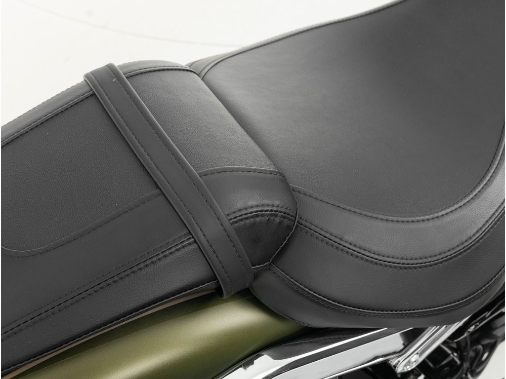 FLFBS Fat Boy 114 Solid Colour  FLFBS Fat Boy 114 Solid Colour