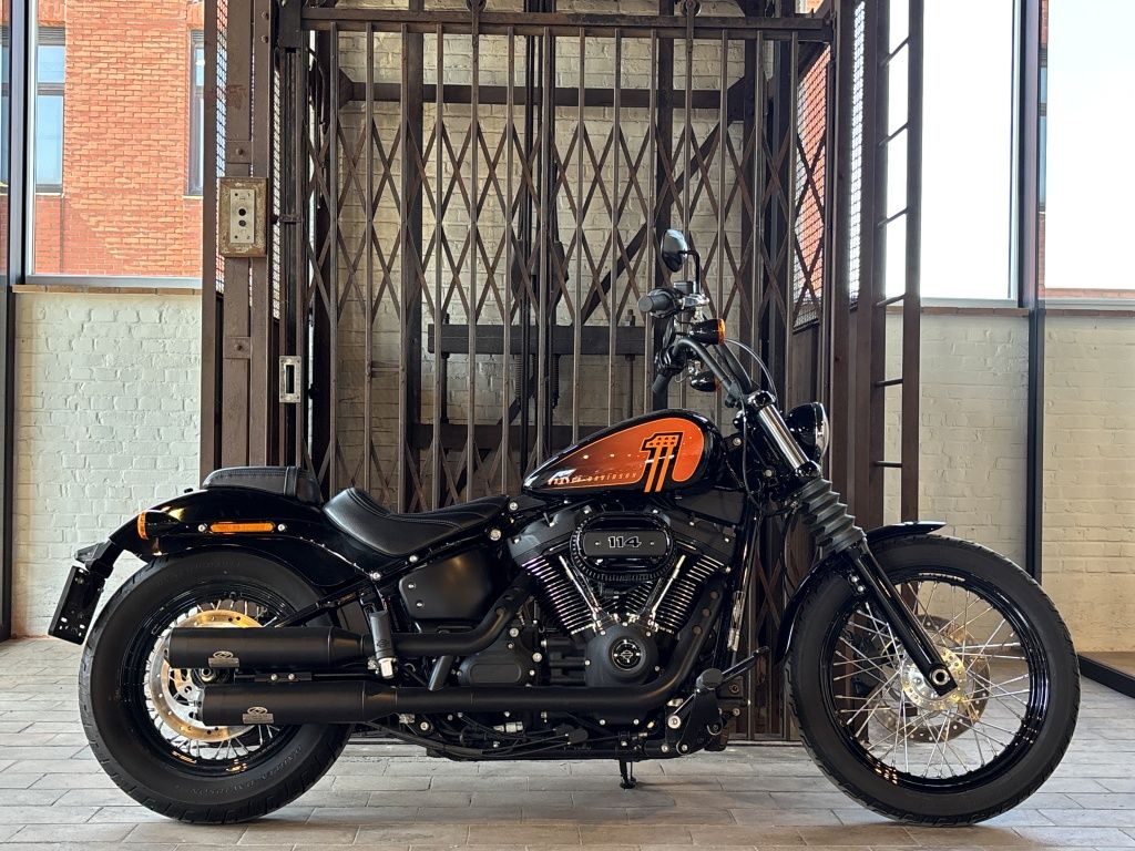  Chopper Softail Streetbob FXBBS