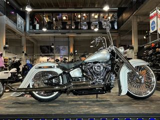 Chopper Softail Heritage Chicano custom build