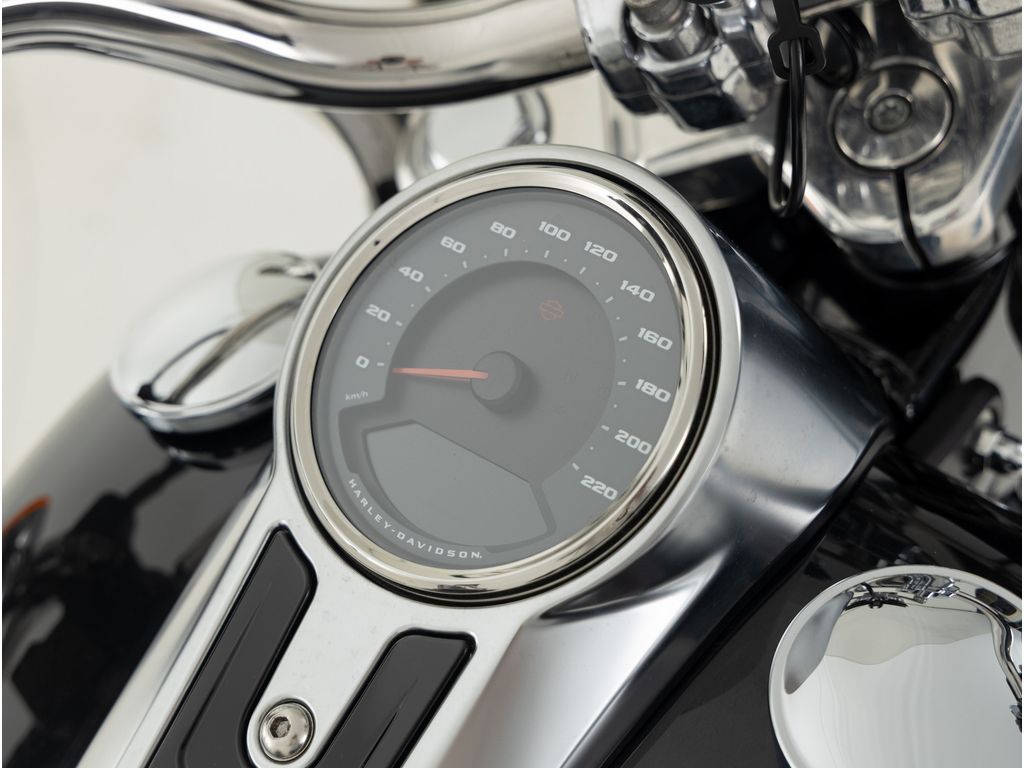 FLFB Fat Boy Softail  FLFB Fat Boy Softail