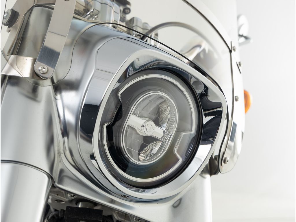 FLFB Fat Boy Softail  FLFB Fat Boy Softail