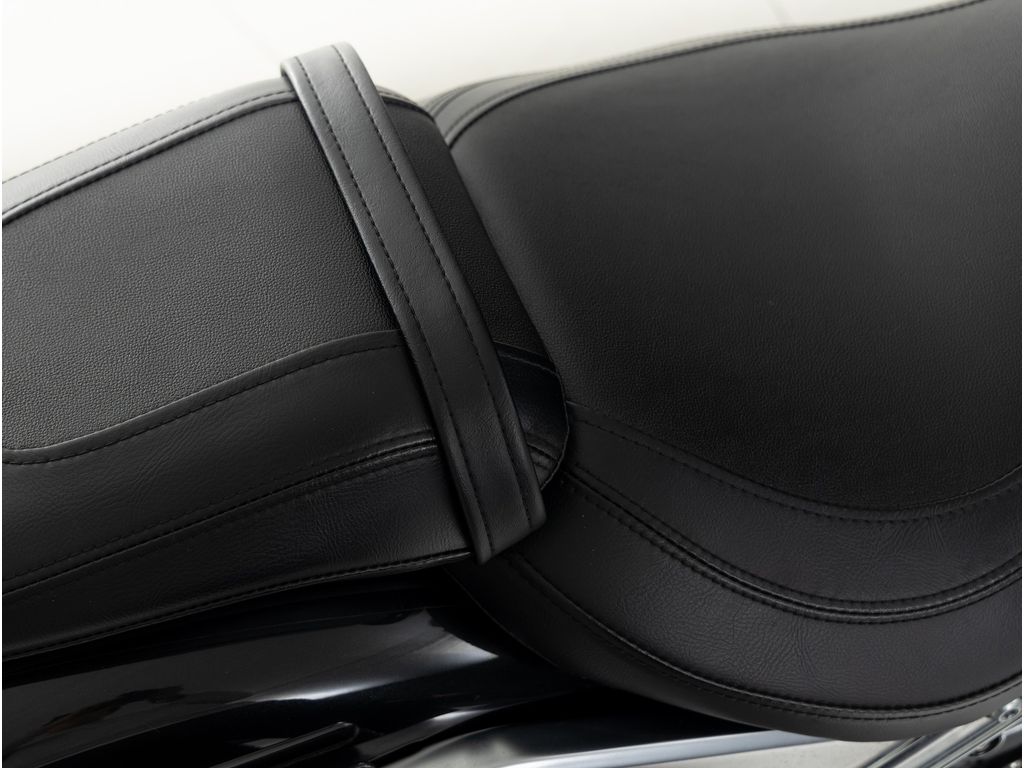 FLFB Fat Boy Softail  FLFB Fat Boy Softail