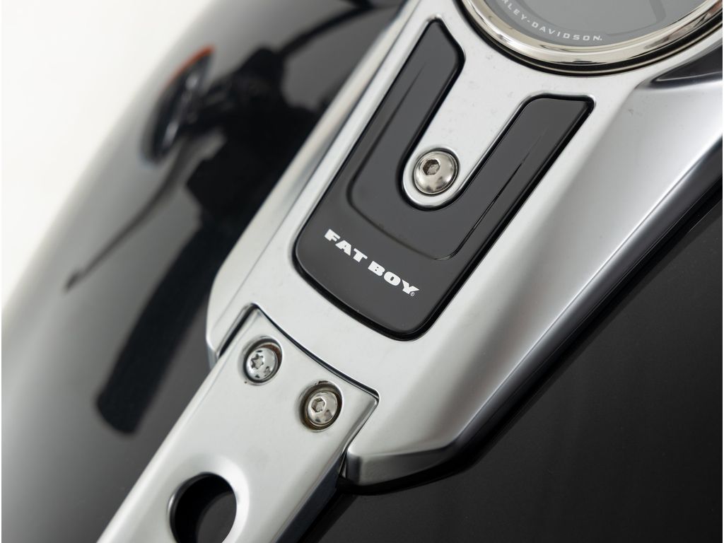 FLFB Fat Boy Softail  FLFB Fat Boy Softail