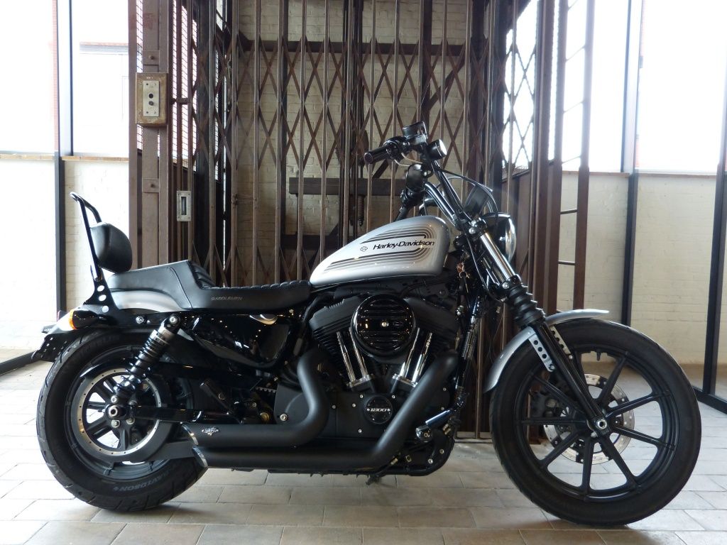  Sportster XL1200NS Nightster