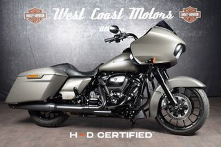  FLTRXS Road Glide Special Black Trim
