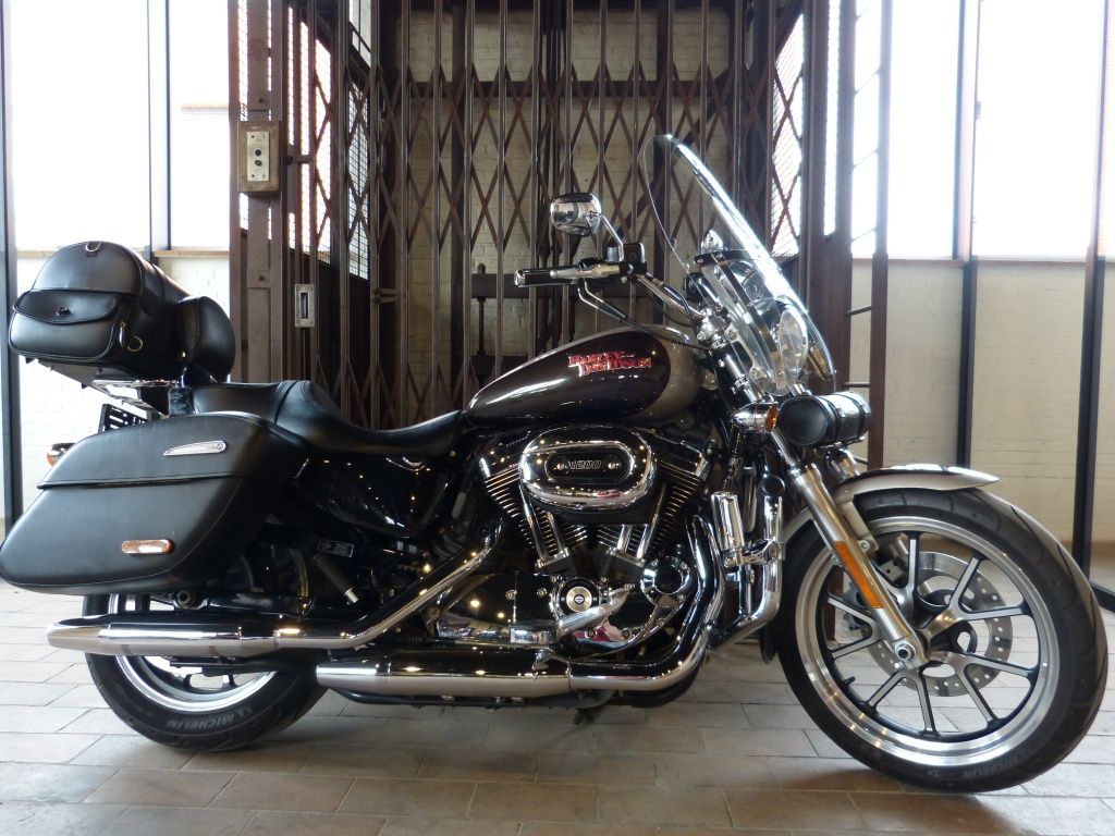  Sportster XL1200T Superlow