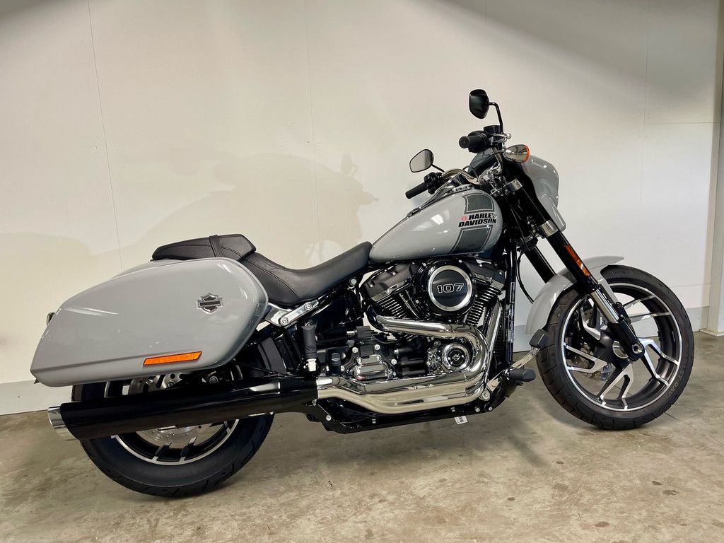 Cruiser SOFTAIL FLSB SPORT GLIDE  Cruiser SOFTAIL FLSB SPORT GLIDE