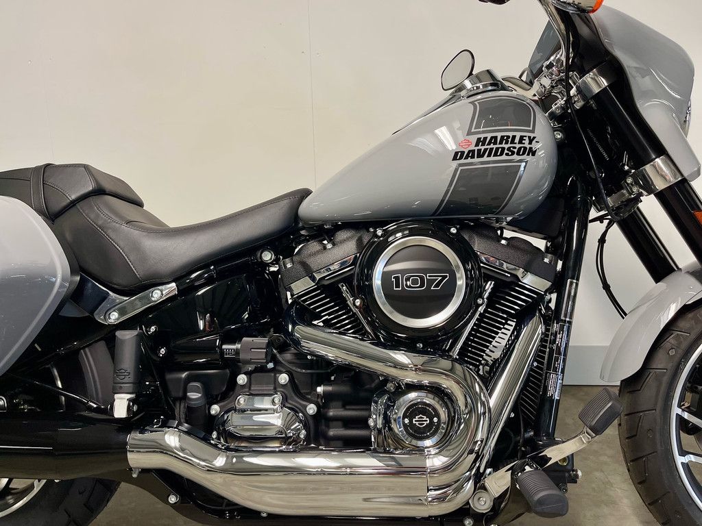 Cruiser SOFTAIL FLSB SPORT GLIDE  Cruiser SOFTAIL FLSB SPORT GLIDE