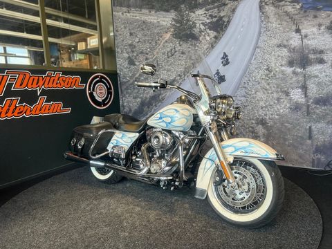  FLHRC Road King Classic
