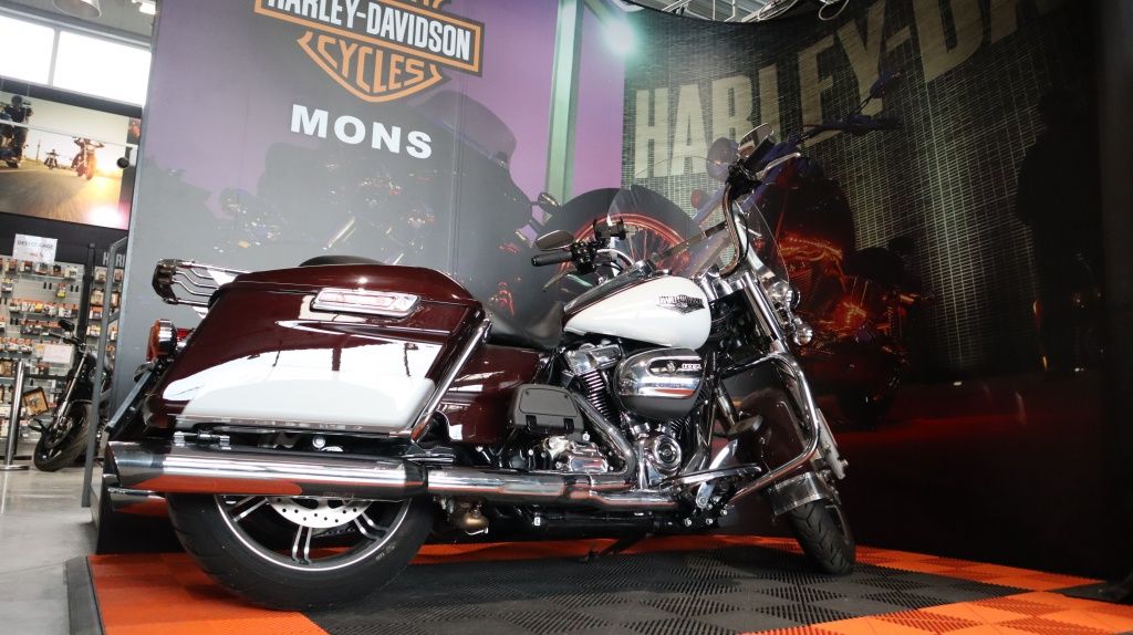  Tour Road King