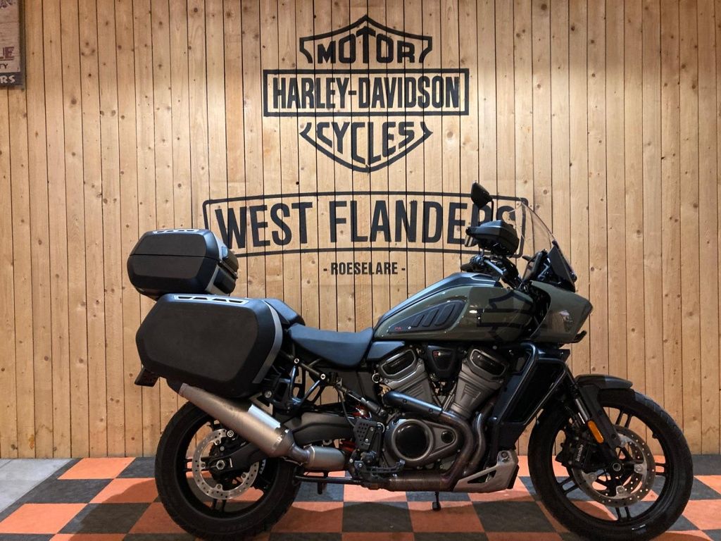  Pan America 1250 Special