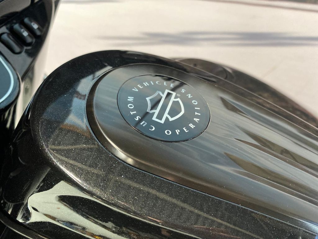 Cvo 1868 75KW STREET GLIDE  Cvo 1868 75KW STREET GLIDE