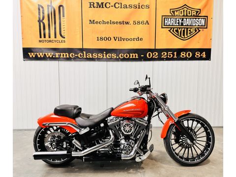  Chopper Softail Breakout 103