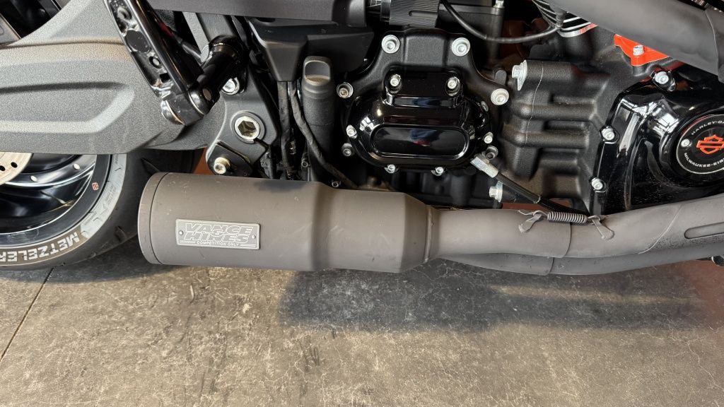 Cruiser FXDR  Cruiser FXDR