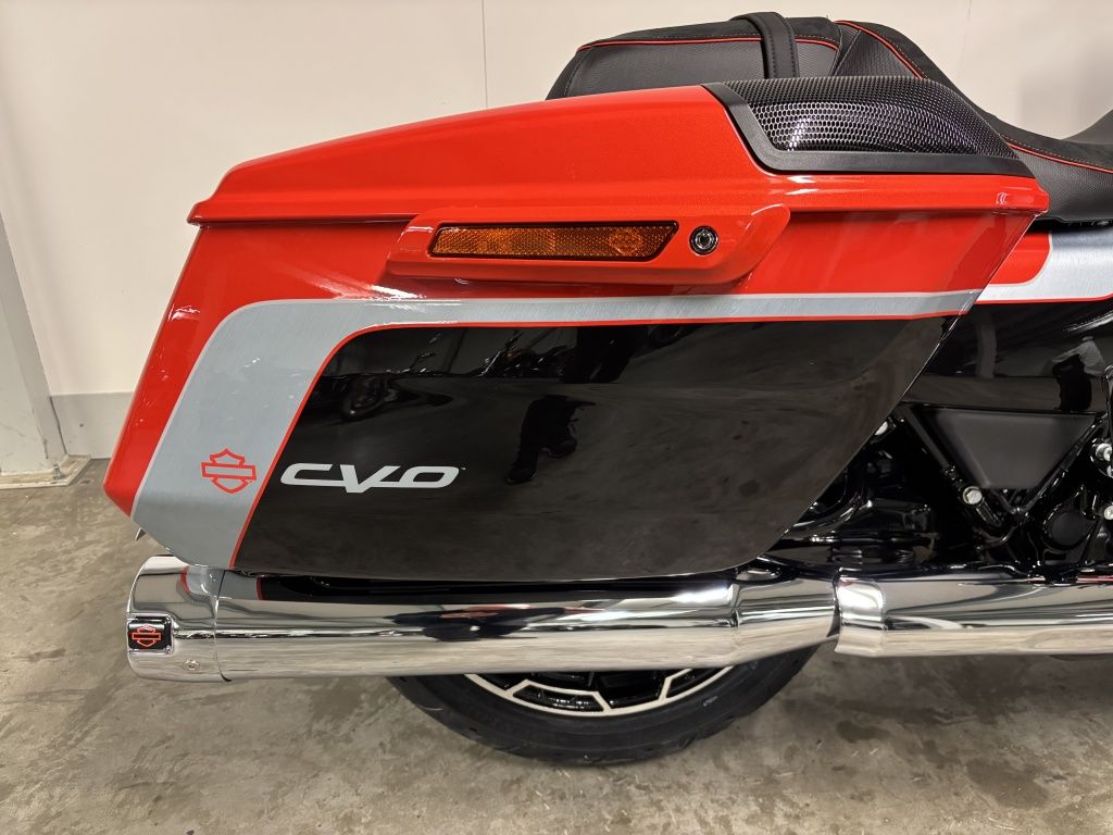 TOURING FLHXSE CVO STREET GLIDE  TOURING FLHXSE CVO STREET GLIDE