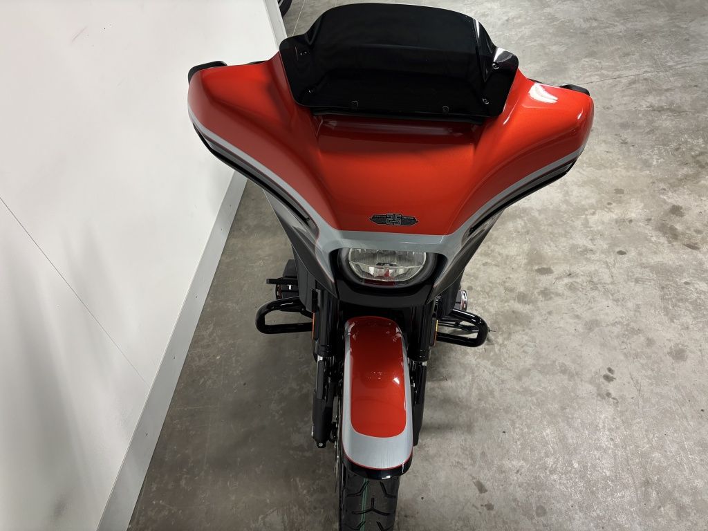 TOURING FLHXSE CVO STREET GLIDE  TOURING FLHXSE CVO STREET GLIDE