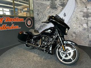  FLHX STREET GLIDE Black Trim - Vivid Black